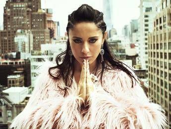 Nuovo ep per Paola Iezzi, che canta i Daft Punk, Madonna e gli A-Ha Nuovo ep per Paola Iezzi, che canta i Daft Punk, Madonna e gli A-Ha